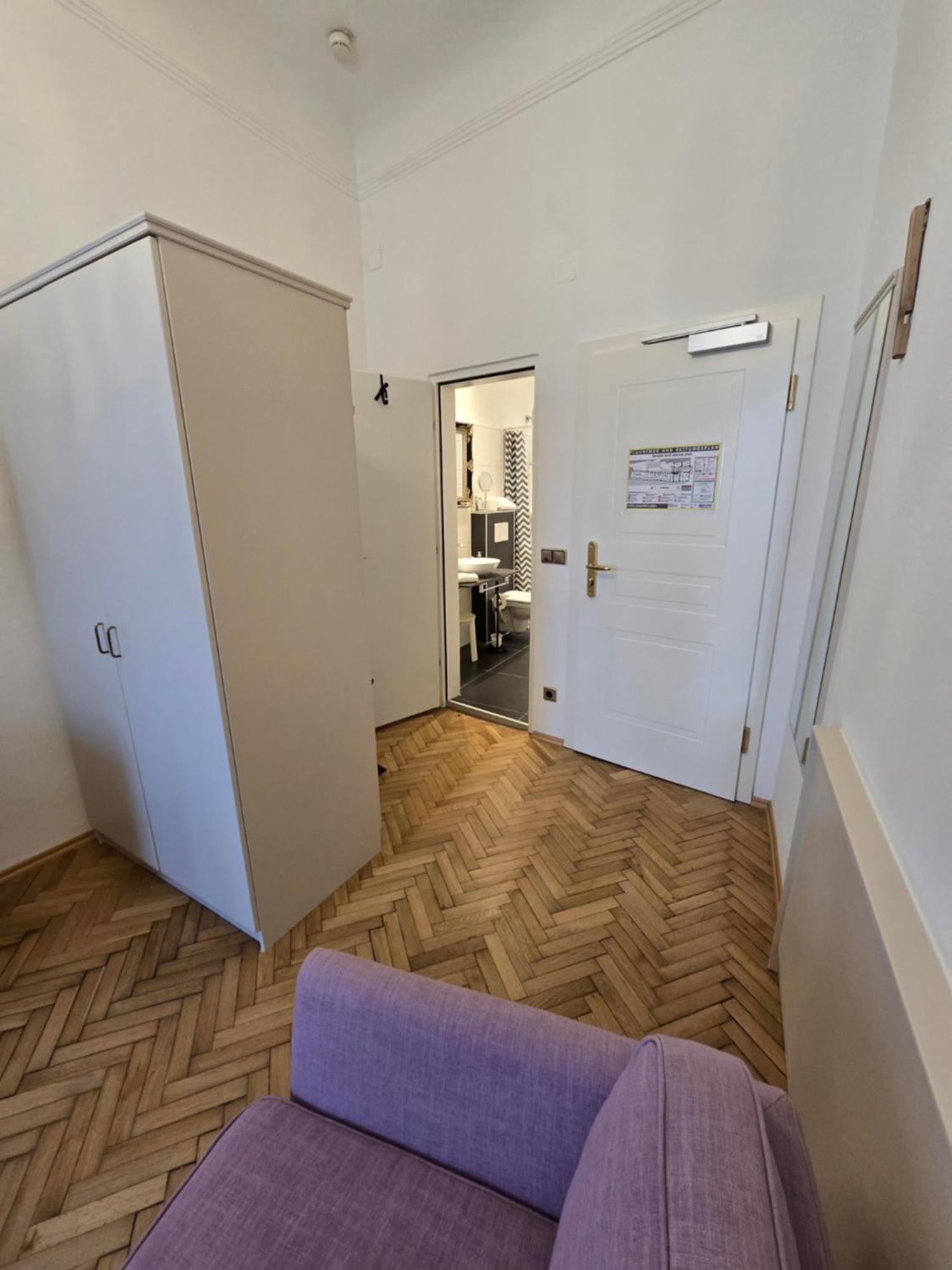 Boutique Hotel Goldenes Lamm Villach Dış mekan fotoğraf