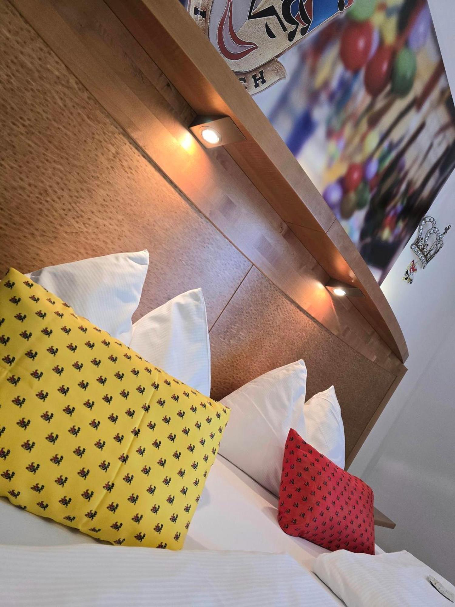 Boutique Hotel Goldenes Lamm Villach Dış mekan fotoğraf