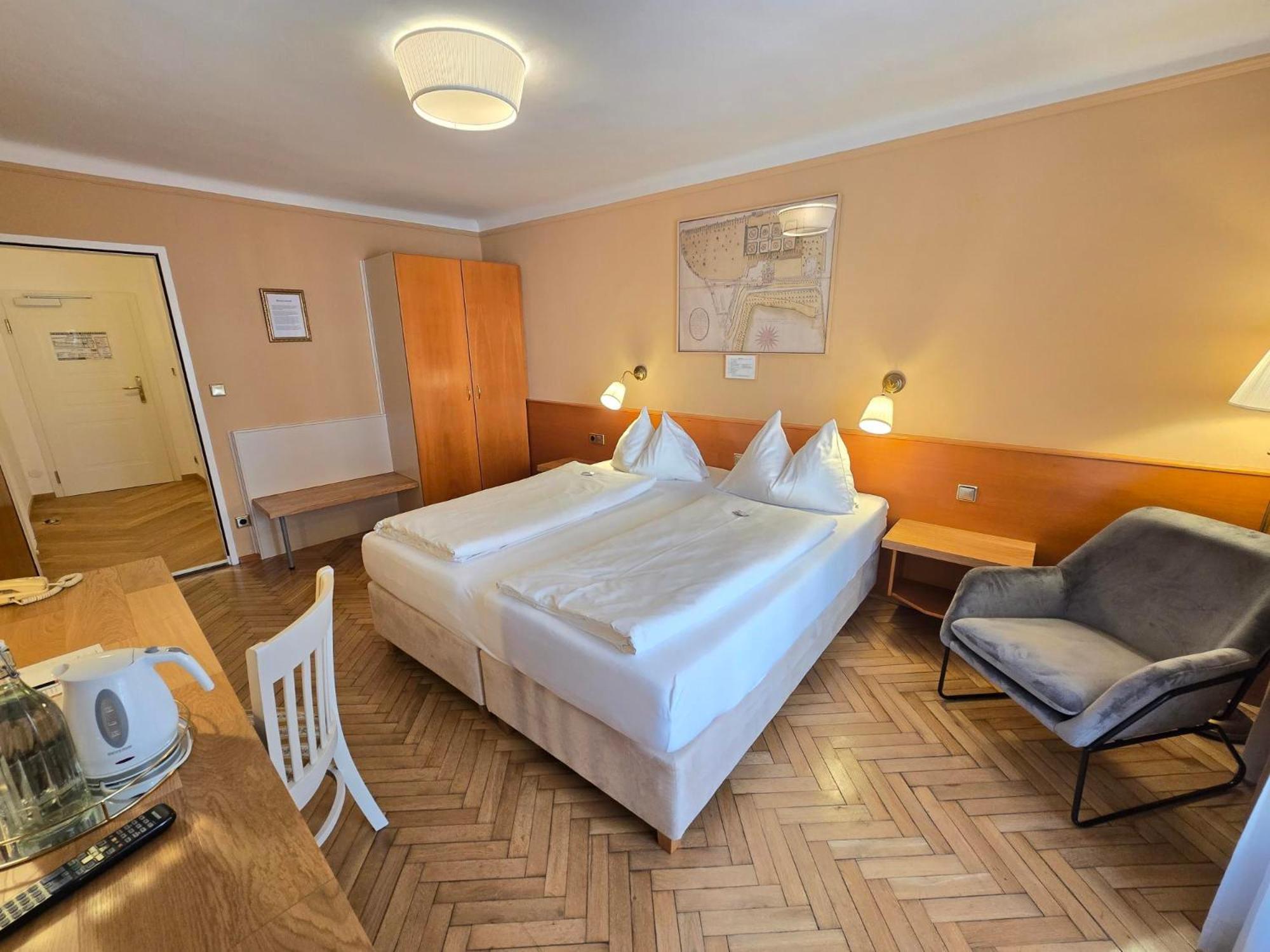 Boutique Hotel Goldenes Lamm Villach Dış mekan fotoğraf