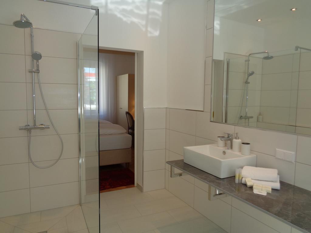 Boutique Hotel Goldenes Lamm Villach Dış mekan fotoğraf