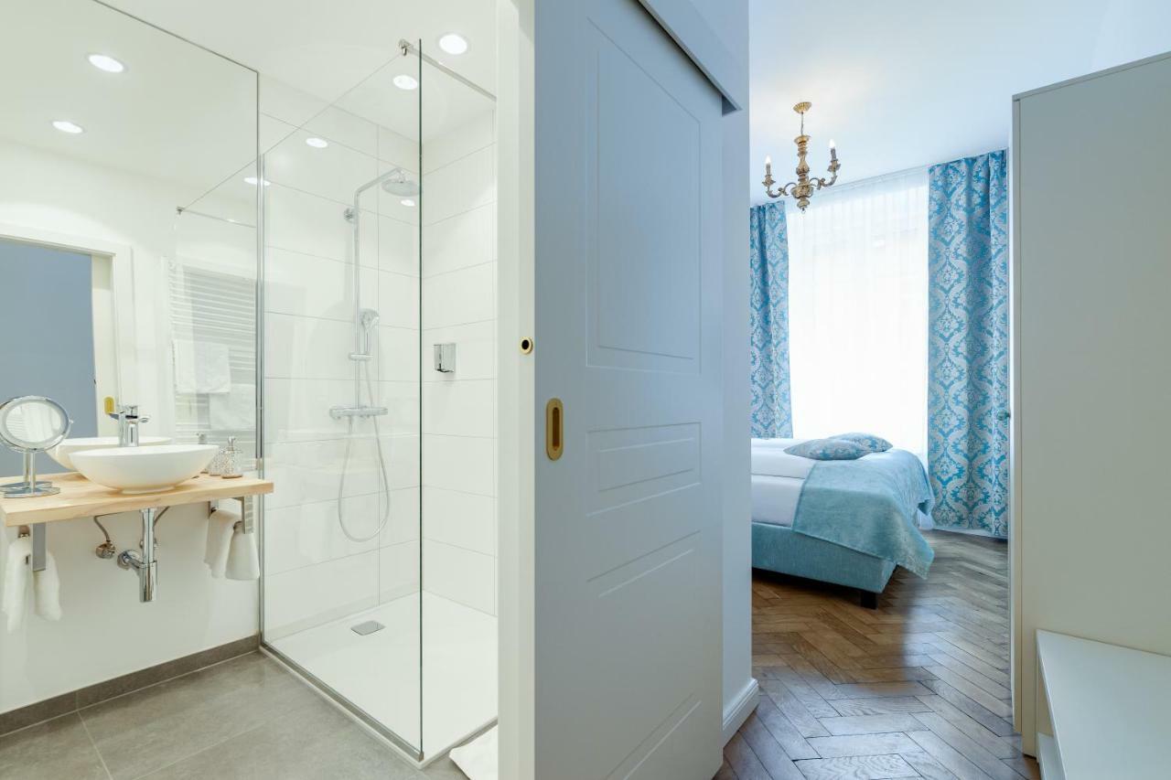 Boutique Hotel Goldenes Lamm Villach Dış mekan fotoğraf