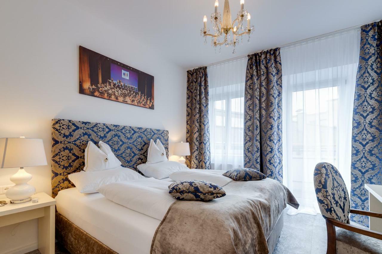 Boutique Hotel Goldenes Lamm Villach Dış mekan fotoğraf